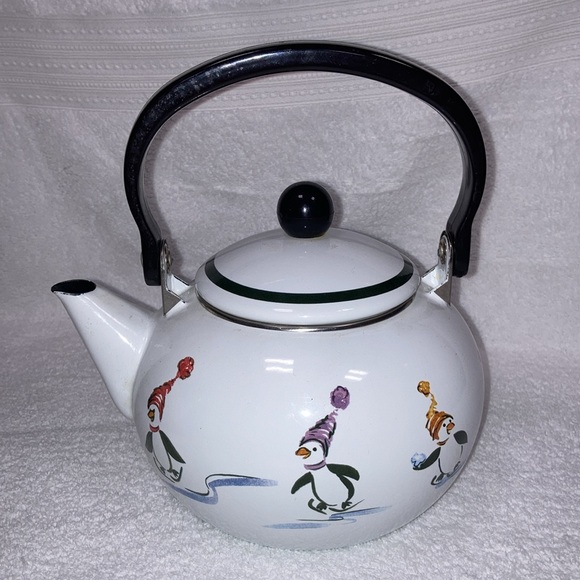 Pfaltzgraff retired hard to find penguin skate 2 qt tea kettle - Picture 3 of 6